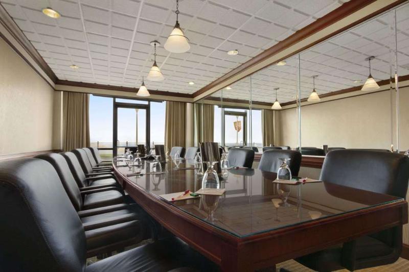 Doubletree By Hilton Oceanfront Virginia Beach Zewnętrze zdjęcie